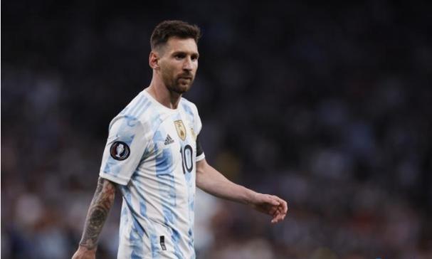 11月13日菜油期货收盘上涨1.74%，报9975元